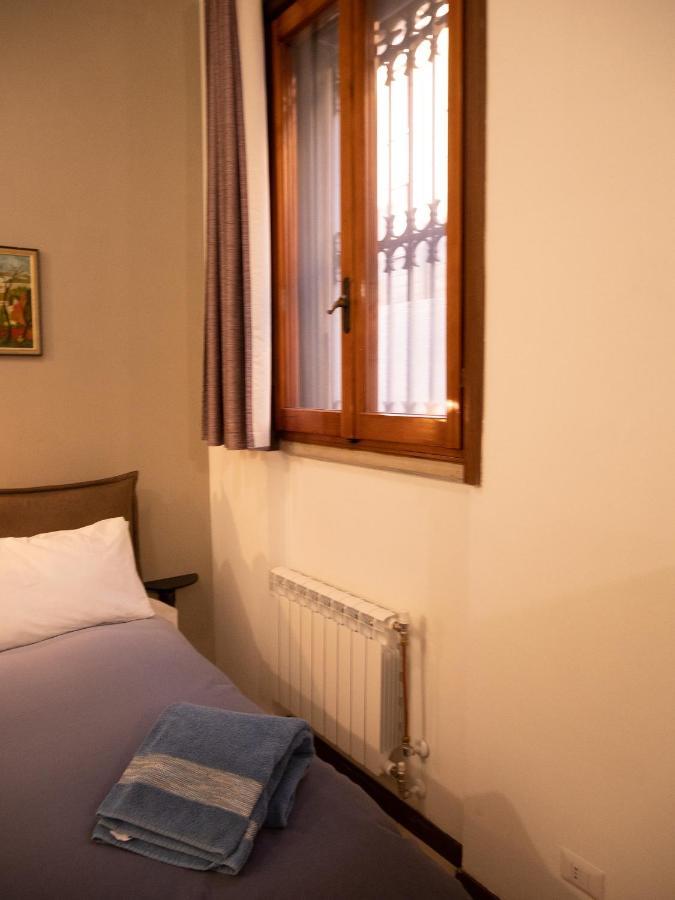 Chambers Short Rentals - Via Gezio Calini Brescia - 2 Studio Flats ภายนอก รูปภาพ