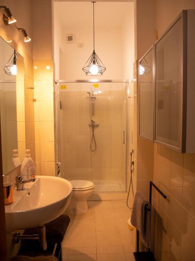 Chambers Short Rentals - Via Gezio Calini Brescia - 2 Studio Flats ภายนอก รูปภาพ