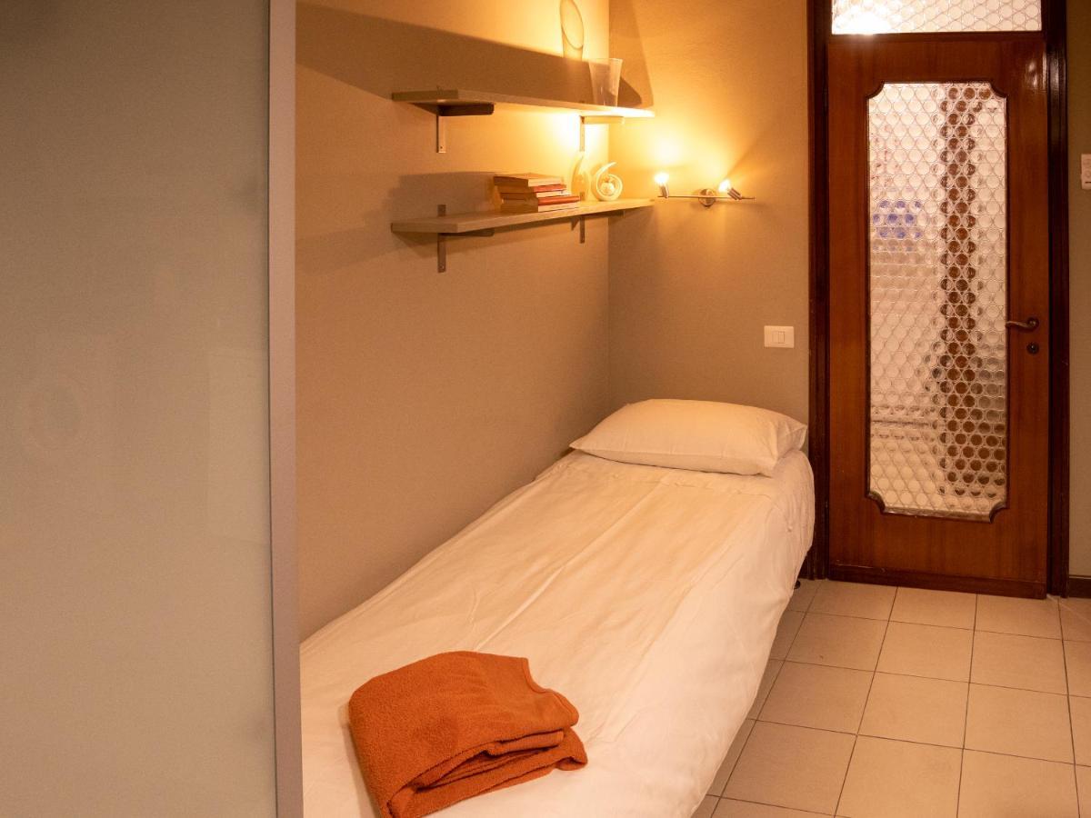 Chambers Short Rentals - Via Gezio Calini Brescia - 2 Studio Flats ภายนอก รูปภาพ